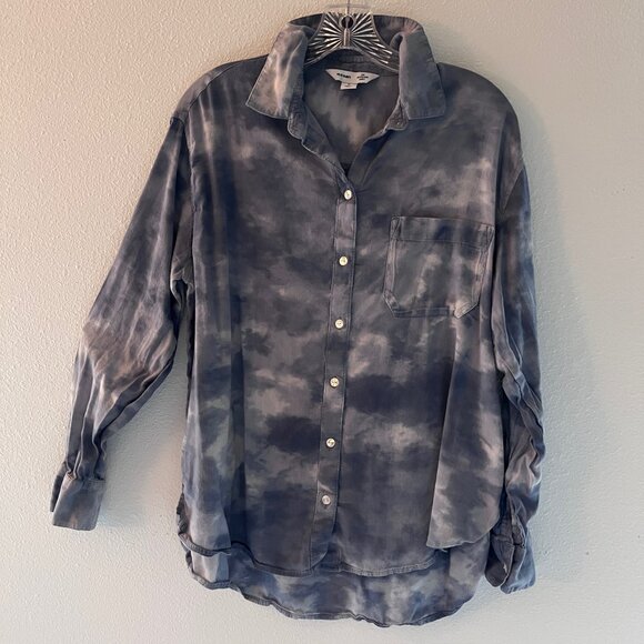 Tie-Dye Cloud Effect The Boyfriend Button Up Shirt Women M Blue & Gray Old Navy - Picture 2 of 8